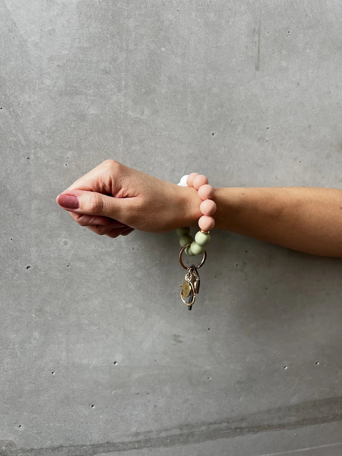 HEY YOU – SCHLÜSSELANHÄNGER-ARMBAND