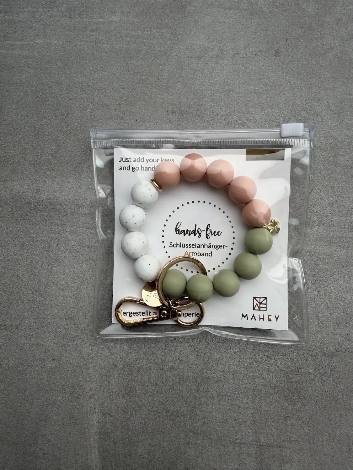 LUCKY VIBES – SCHLÜSSELANHÄNGER-ARMBAND